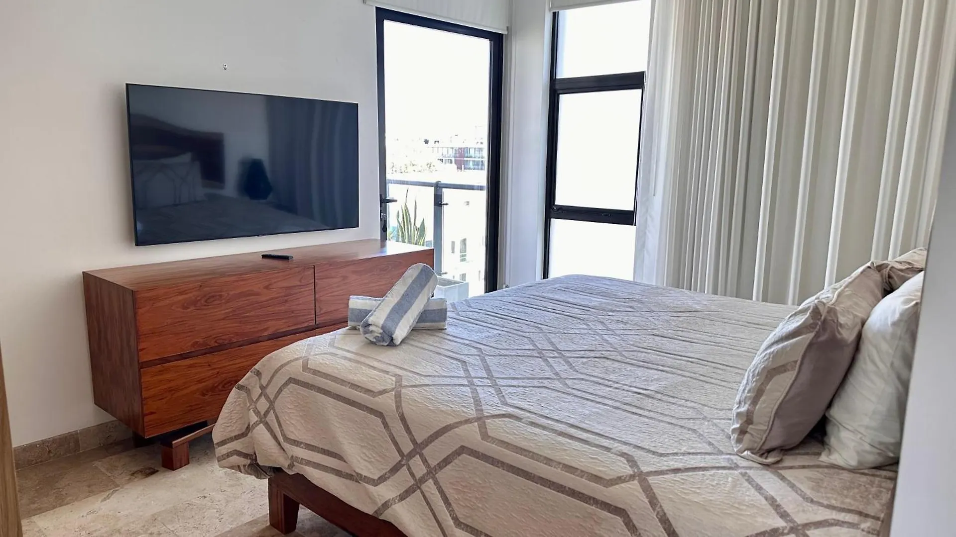 Ipana Luxury Apartments Playa del Carmen Mexico